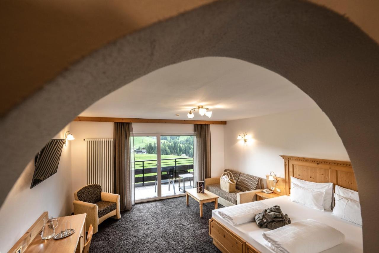 Hotel Schmung Альпе-ди-Сьюзи Экстерьер фото