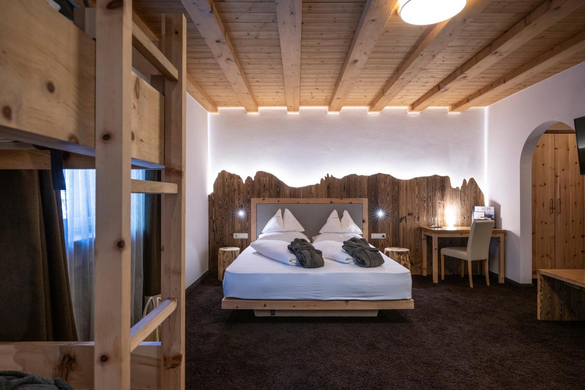 Hotel Schmung Альпе-ди-Сьюзи Экстерьер фото